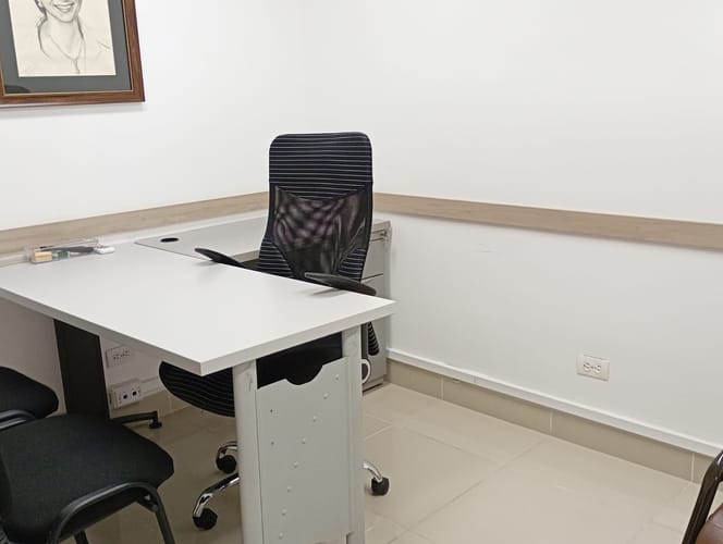 Oficina en arriendo en Alejandría, Medellín, 255 m² · foto 7 de 15