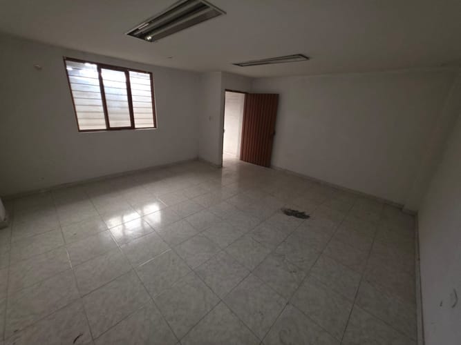 Bodega en arriendo en Obrero, Cali, 104 m² · foto 4 de 16