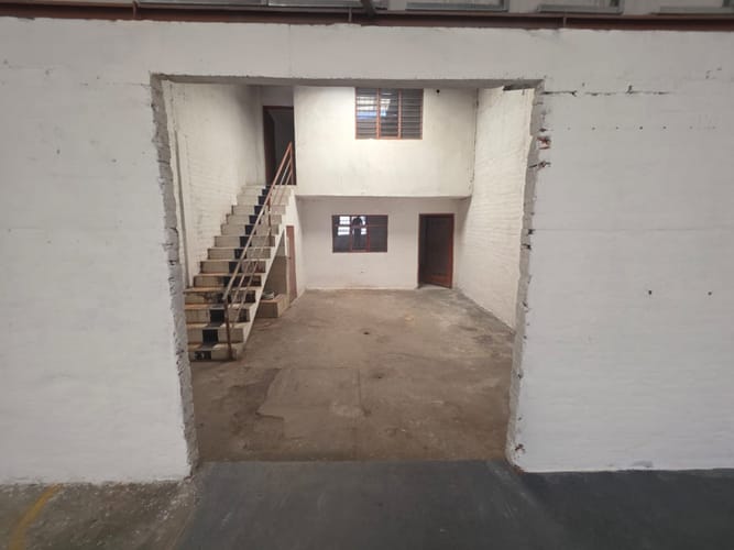 Bodega en arriendo en Obrero, Cali, 104 m² · foto 6 de 16