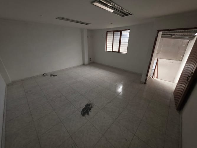 Bodega en arriendo en Obrero, Cali, 104 m² · foto 10 de 16