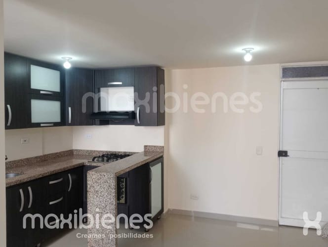 Apartamento de 2 alcobas en arriendo en Cabecera San Antonio De Prado, Medellín, 55 m² · foto 3 de 10