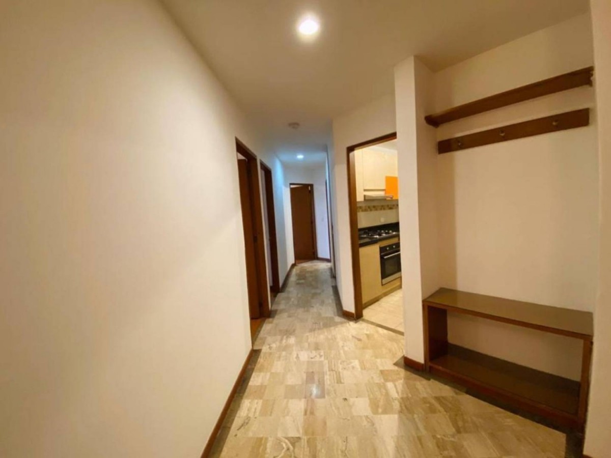 Apartamento en venta en Chapinero Alto, Bogotá · foto 3 de 23