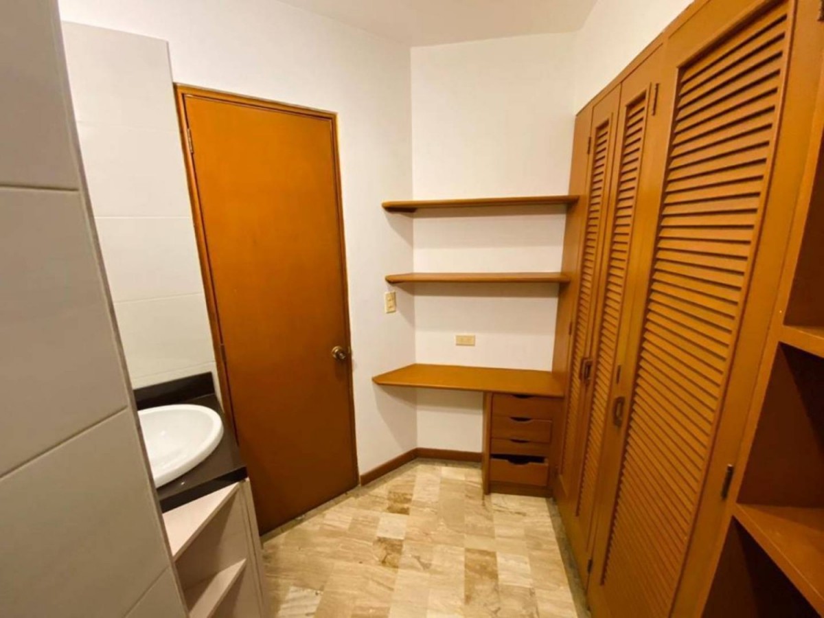 Apartamento en venta en Chapinero Alto, Bogotá · foto 6 de 23
