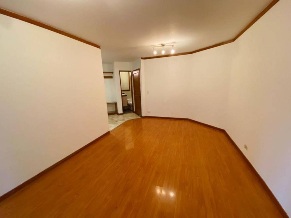 Apartamento en venta en Chapinero Alto, Bogotá · foto 13 de 23