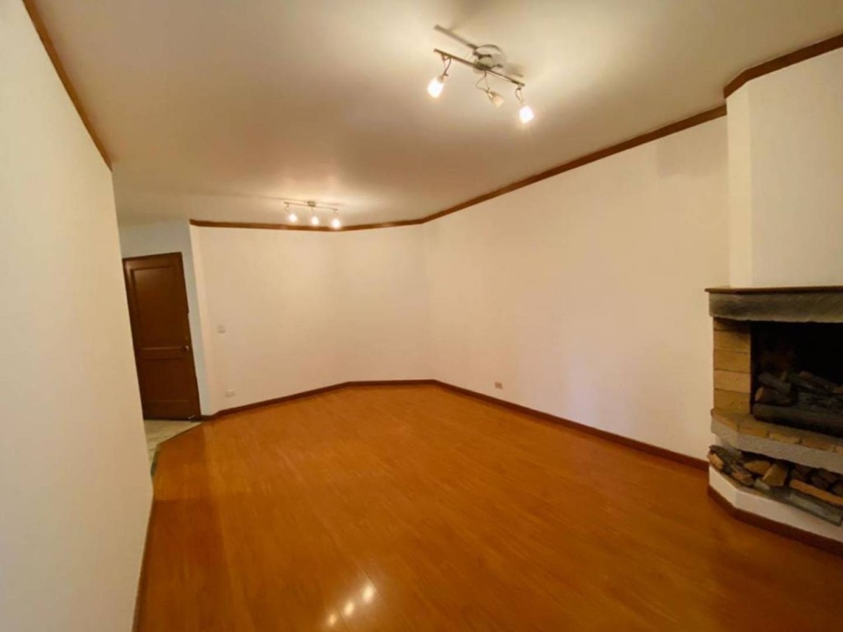 Apartamento en venta en Chapinero Alto, Bogotá · foto 17 de 23