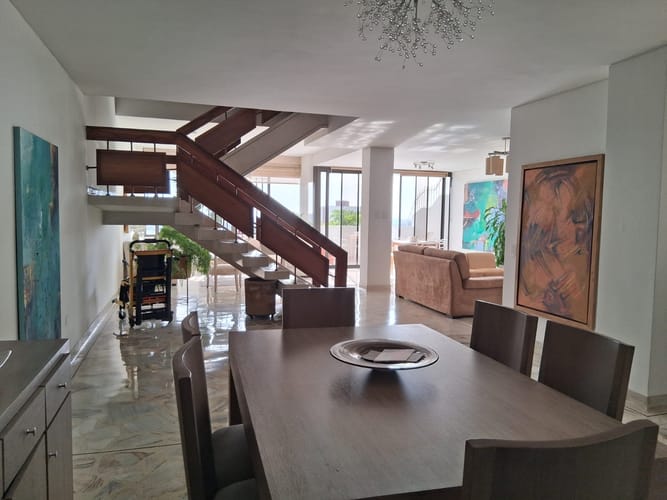 Apartamento de 4 alcobas en venta en Santa Monica, Cali, 280 m² · foto 2 de 11
