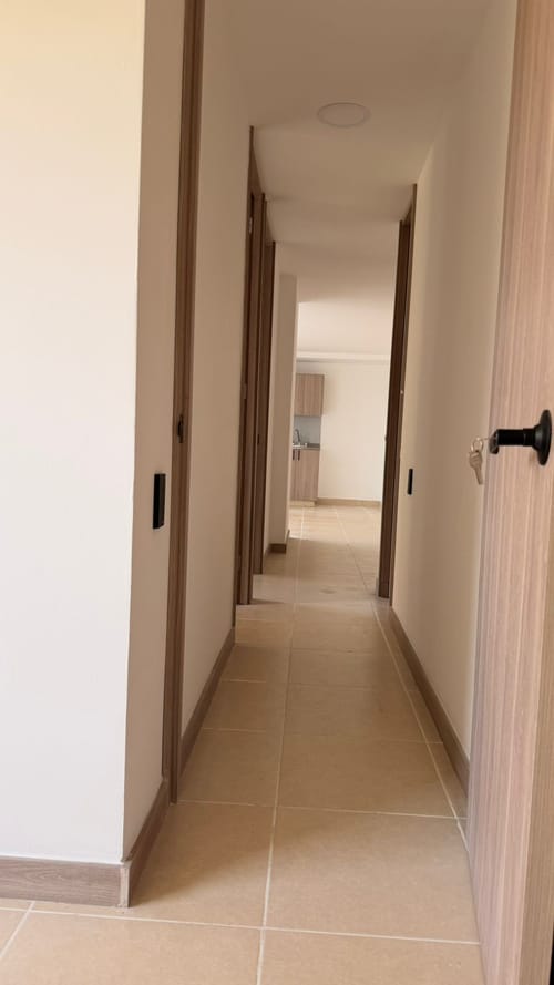 Apartamento de 3 alcobas en venta en Facultad De Minas U. Nacional, Medellín, 69 m² · foto 2 de 19