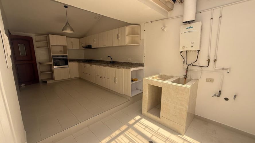 Casa de 3 alcobas en venta en Niza Suba, Bogotá, 228 m² · foto 11 de 23