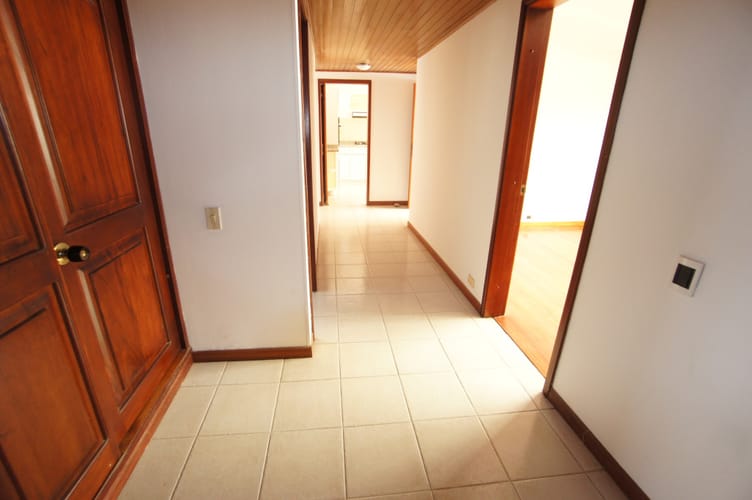 Casa de 3 alcobas en venta en Niza Suba, Bogotá, 228 m² · foto 16 de 23