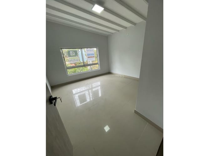 Casa de 4 alcobas en arriendo en Loma De Los Bernal, Medellín, 100 m² · foto 6 de 21