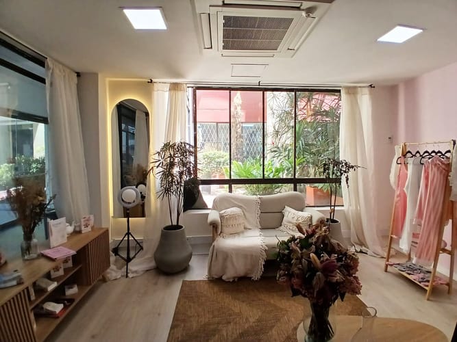 Oficina en venta en El Poblado, Medellín, 60 m² · foto 2 de 13