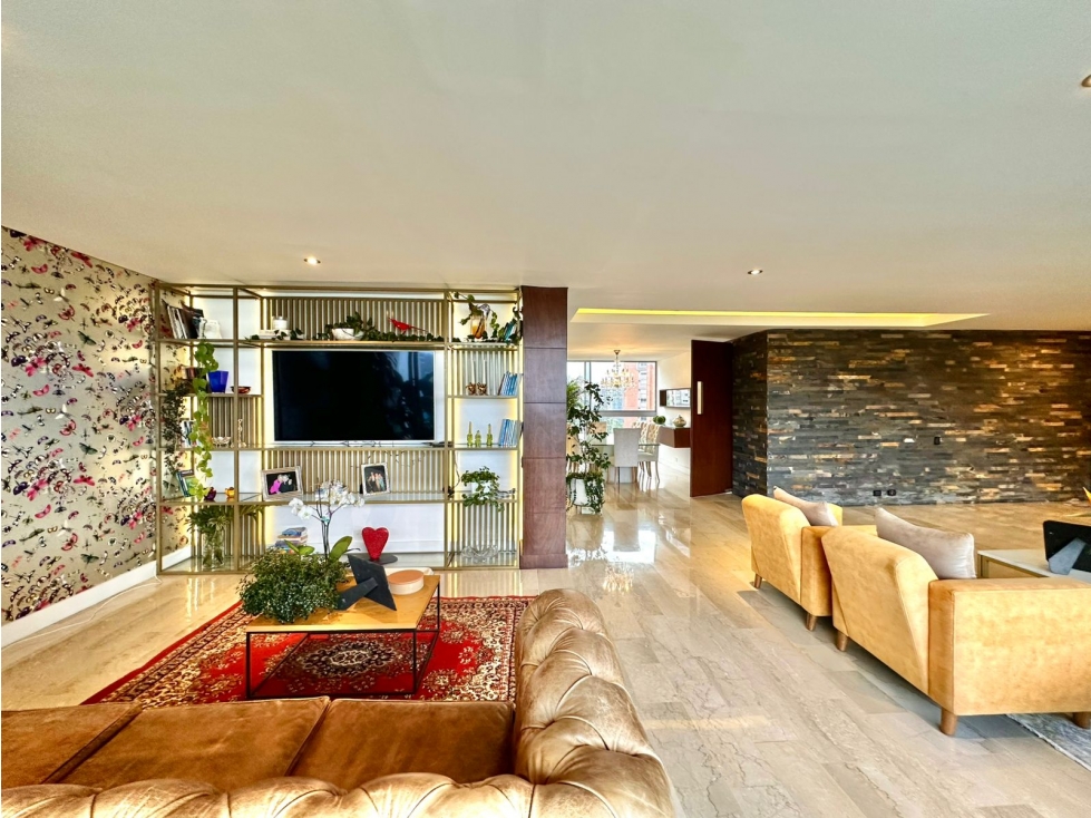 Apartamento en venta en El Poblado, Medellín · foto 8 de 24