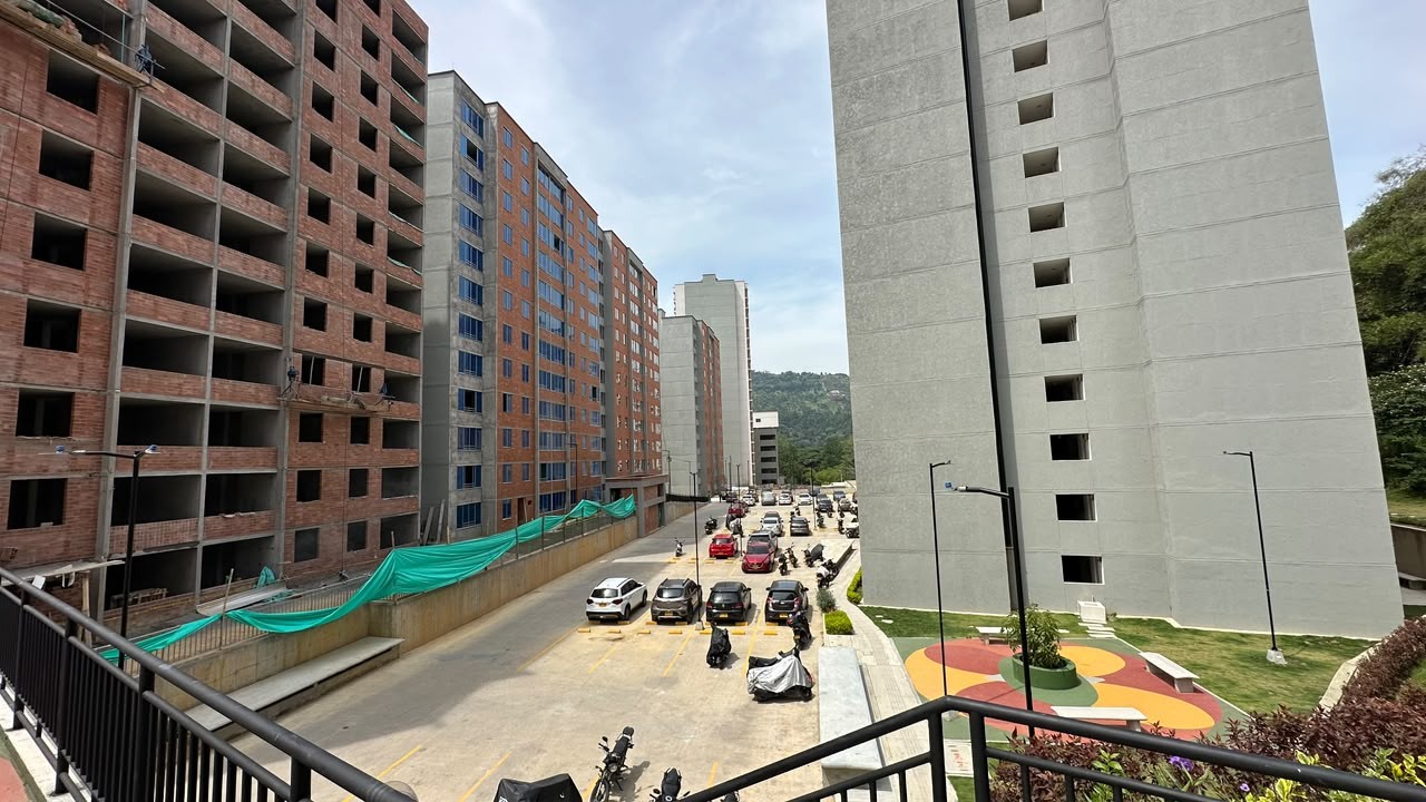 Apartamento en arriendo en Casiano, Floridablanca · foto 4 de 18