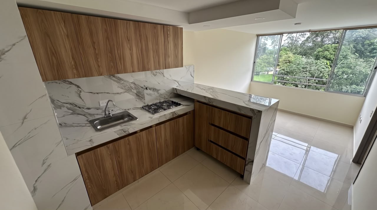 Apartamento en arriendo en Casiano, Floridablanca · foto 7 de 18