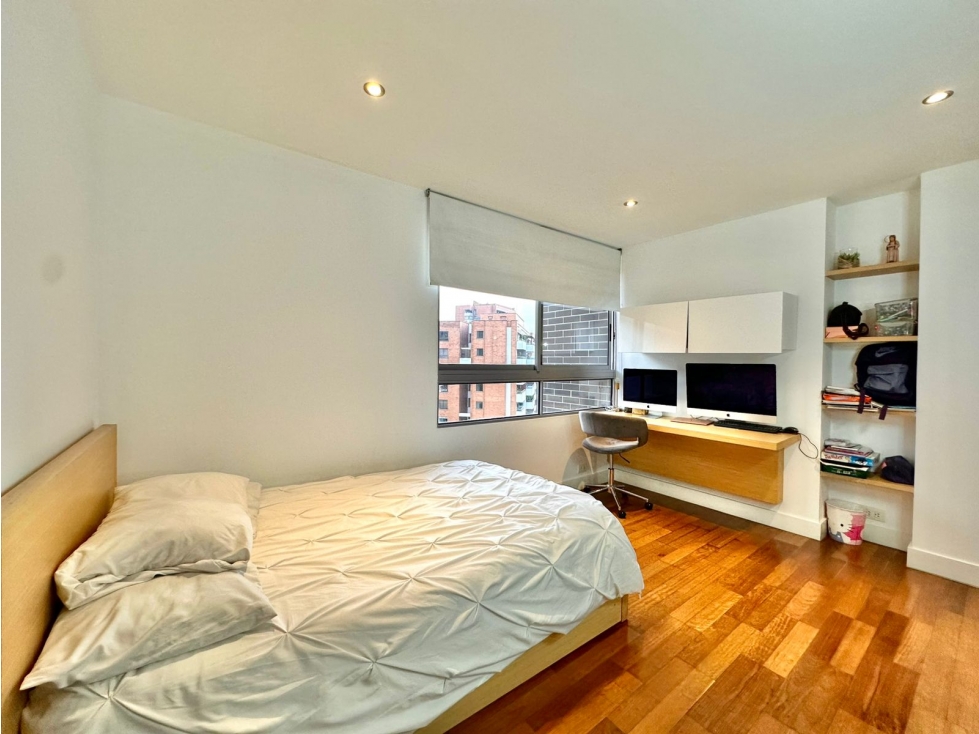 Apartamento en venta en El Poblado, Medellín · foto 21 de 24
