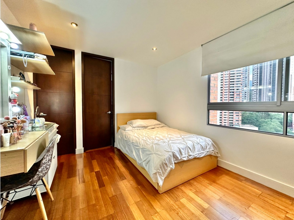 Apartamento en venta en El Poblado, Medellín · foto 24 de 24