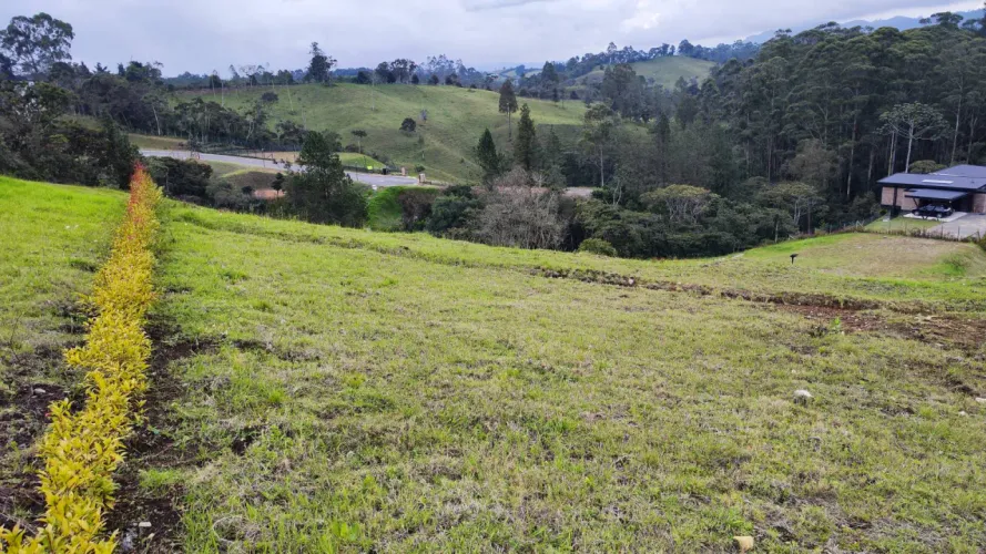 Lote en venta en El Retiro, 2106 m² · foto 19 de 20