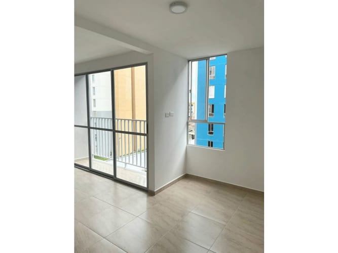 Apartamento en venta en Brisas De Los Alamos, Cali · foto 4 de 10
