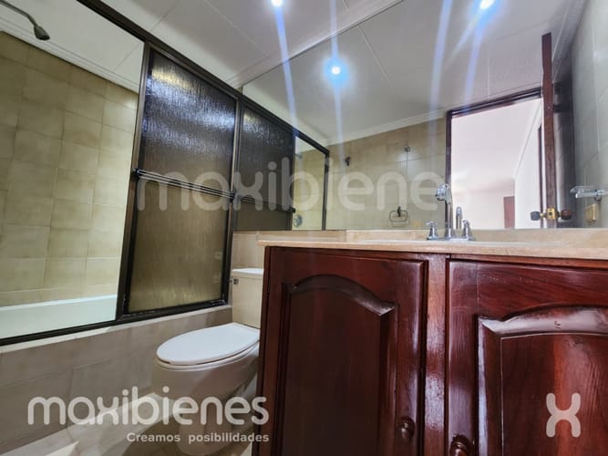 Apartamento de 3 alcobas en arriendo en La Florida, Medellín, 95 m² · foto 18 de 19