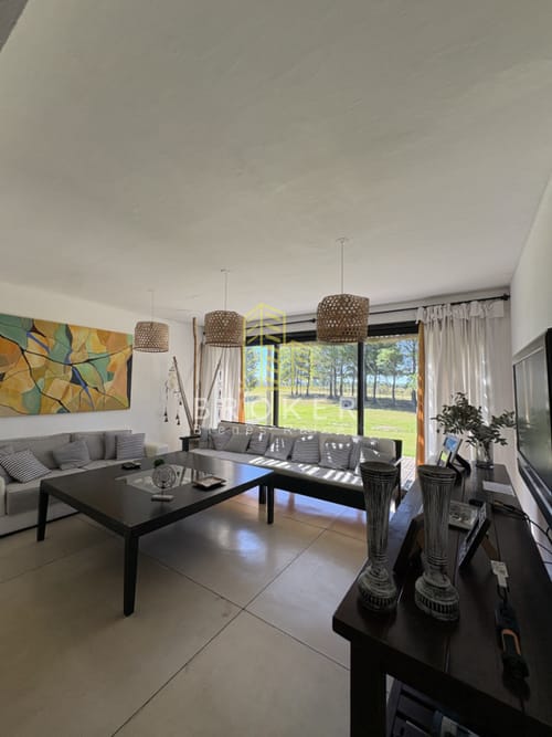 Impresionante casa de 6 dormitorios en aquiler anual · Foto 8