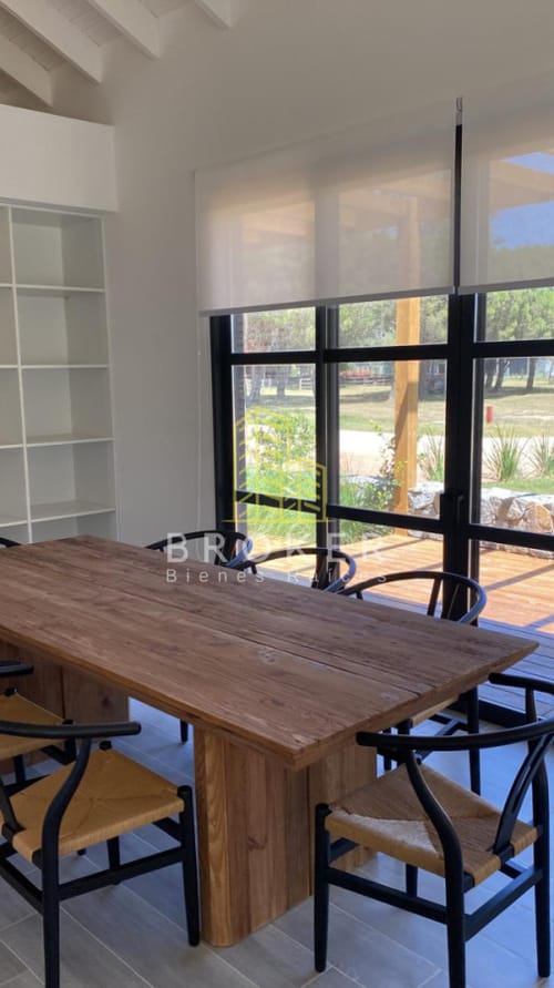 Venta y alquiler anual de casa de 4 dormitorios en barrio privado de la barra · Foto 7