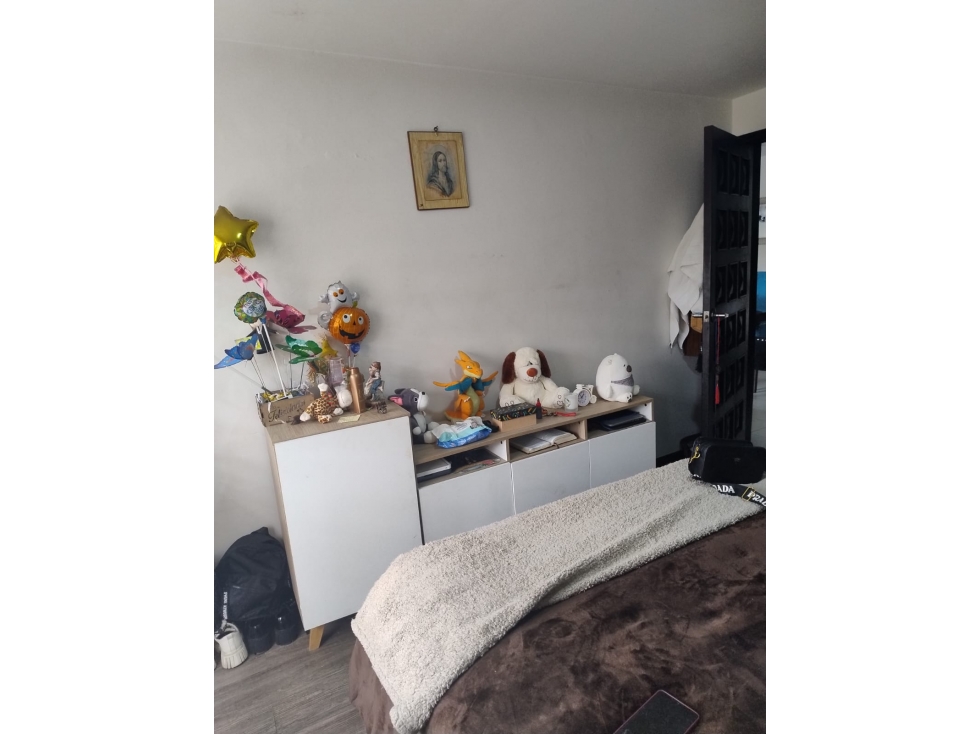 Casa en venta en La Cabaña, Bogotá · foto 8 de 24