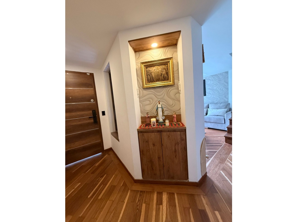 Casa en venta en Gratamira, Bogotá · foto 13 de 24