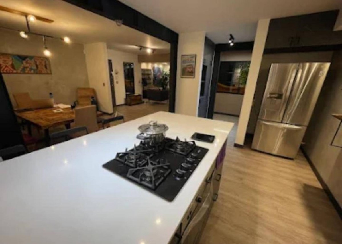 Apartamento en arriendo en Milla De Oro, Medellín · foto 2 de 24