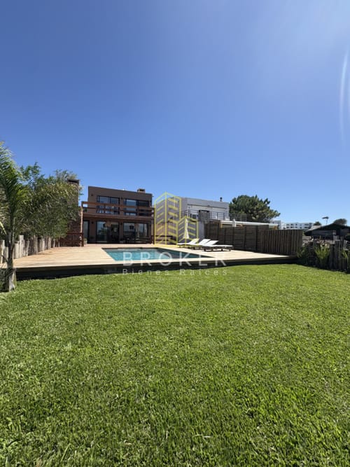 Muy linda casa en alquiler anual e invernal con vista al mar en montoya · Foto 5