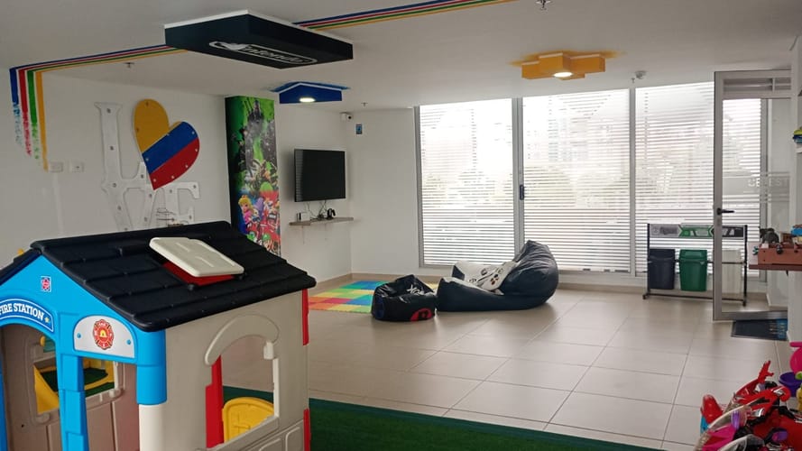 Apartamento de 3 alcobas en venta en La Prosperidad, Madrid, 55 m² · foto 2 de 11