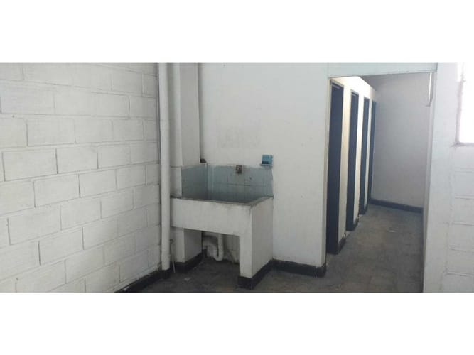 Local en arriendo en San Fernando, Medellín, 290 m² · foto 6 de 6