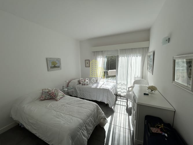 Alquiler Anual Casa Barrio Privado La Arbolada Punta del Este 4 dormitorios 3 suites · Foto 8