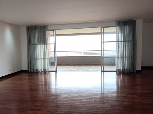 Apartamento de 3 alcobas en arriendo en La Calera, Medellín, 224 m² · foto 11 de 22