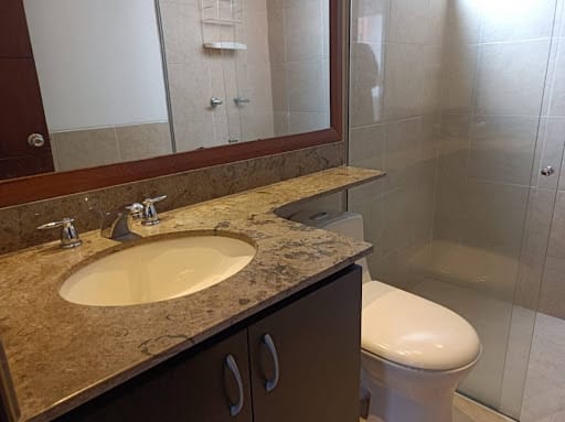 Apartamento de 3 alcobas en arriendo en La Calera, Medellín, 224 m² · foto 19 de 22