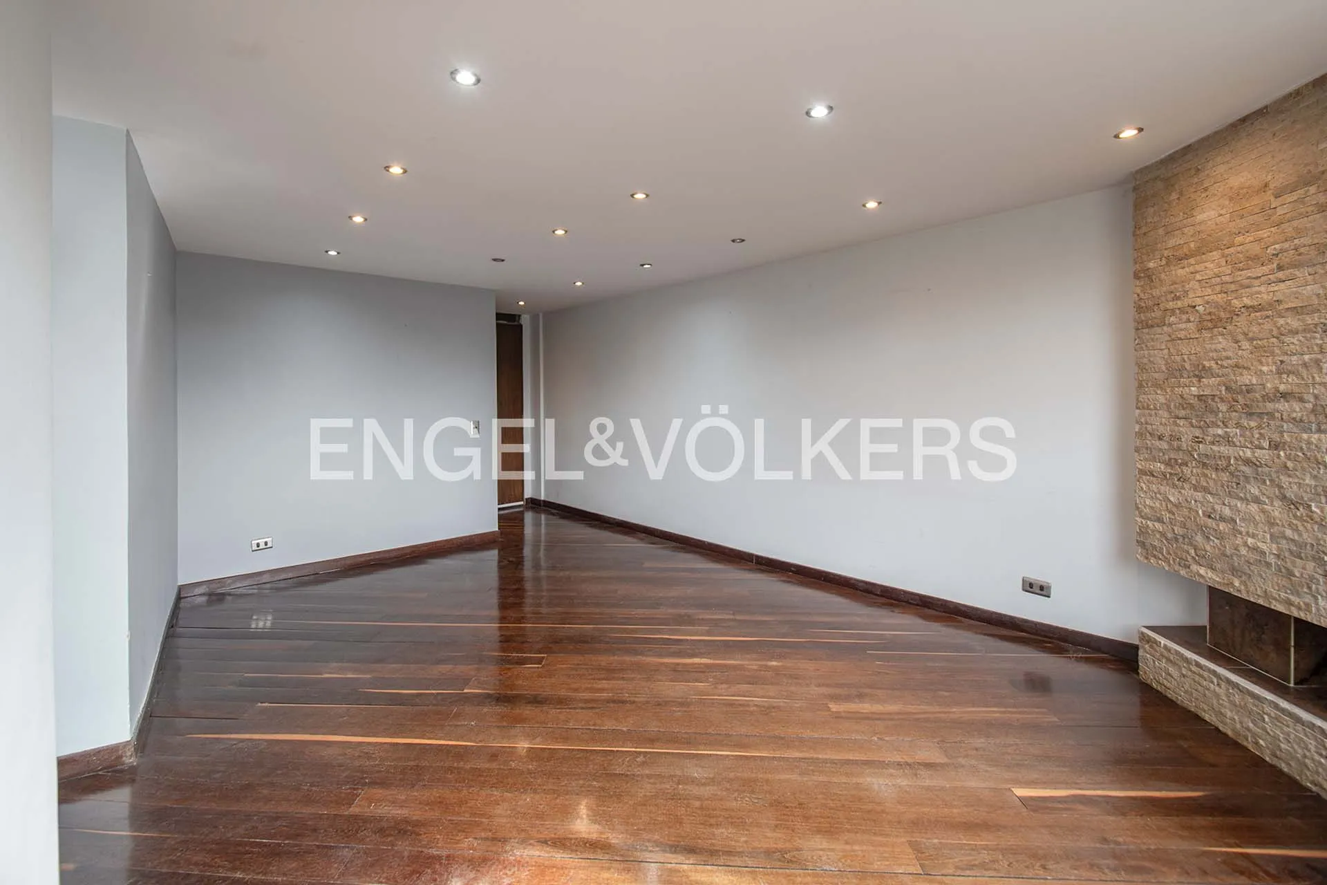 Apartamento en venta en Pontevedra, Bogotá · foto 2 de 17