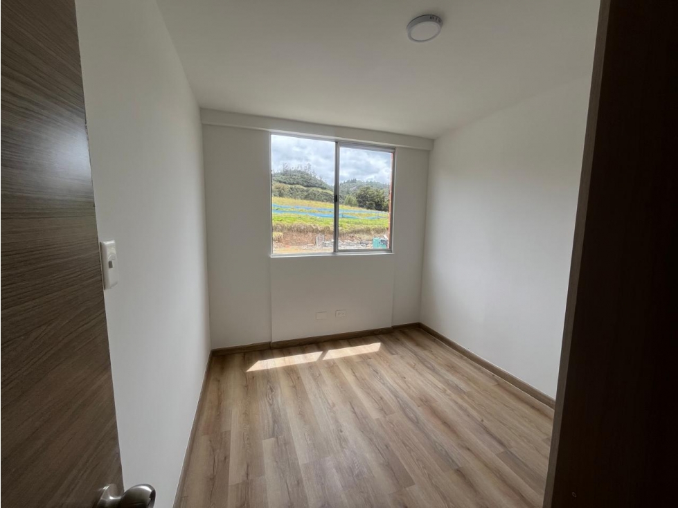 Apartamento en venta en Flandes Alto, La Calera · foto 10 de 18