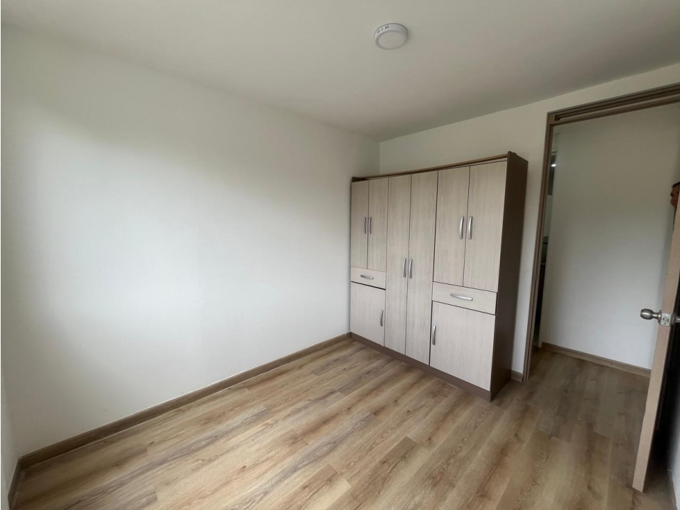 Apartamento en venta en Flandes Alto, La Calera · foto 11 de 18