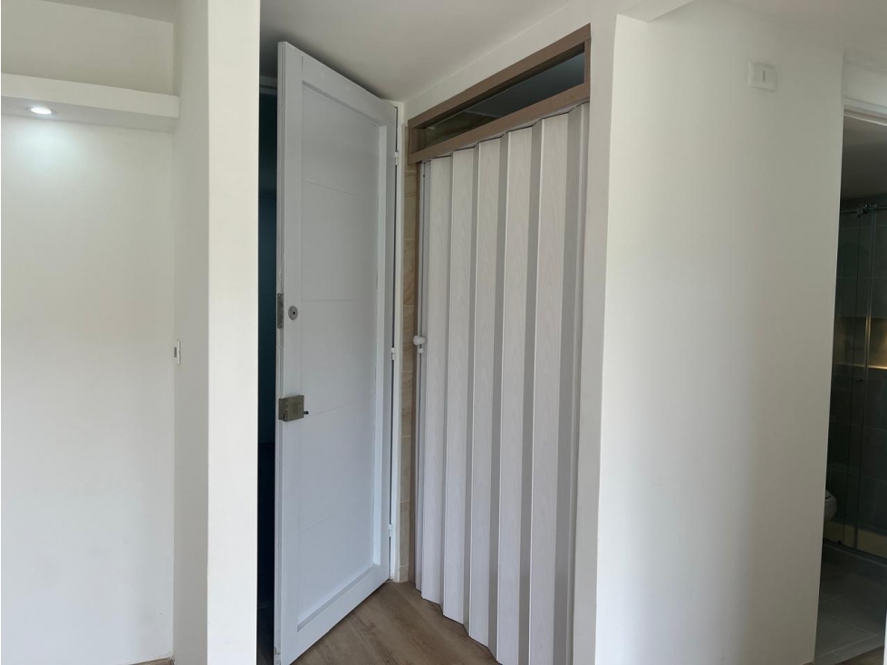 Apartamento en venta en Flandes Alto, La Calera · foto 16 de 18