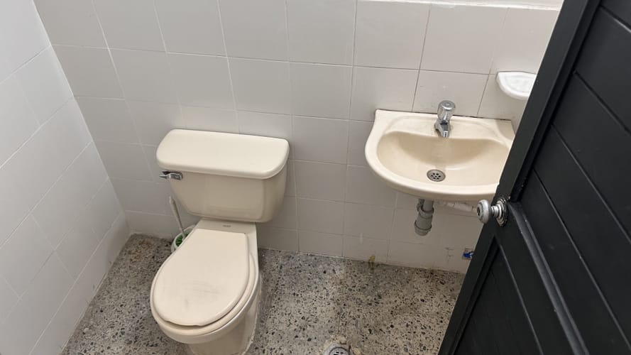 Local en arriendo en Urbanizacion La Merced, Cali, 36 m² · foto 7 de 10