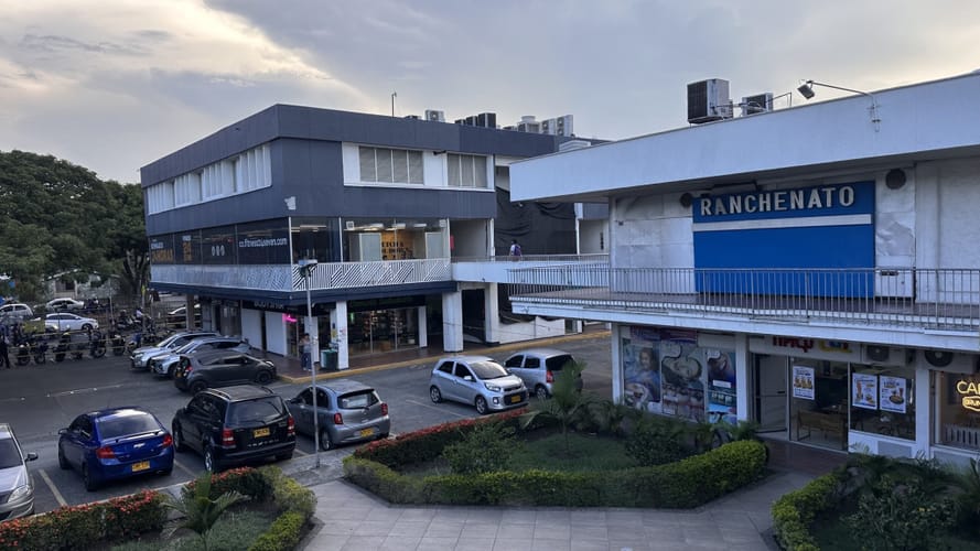 Local en arriendo en Urbanizacion La Merced, Cali, 36 m² · foto 10 de 10