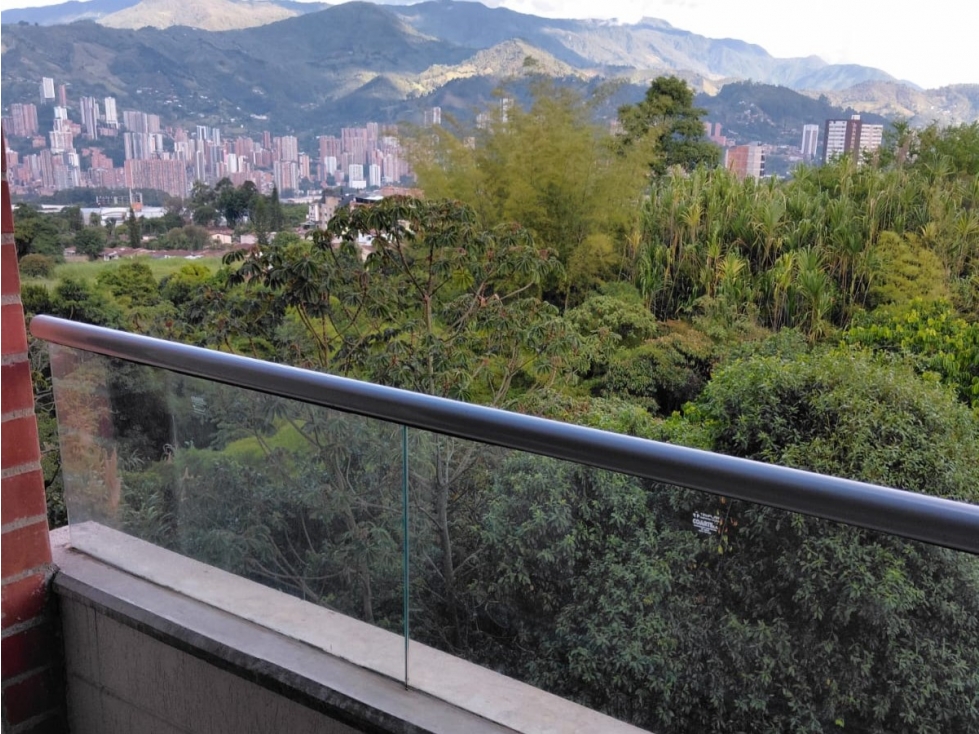 Apartamento en venta en Ditaires, La Estrella · foto 5 de 12