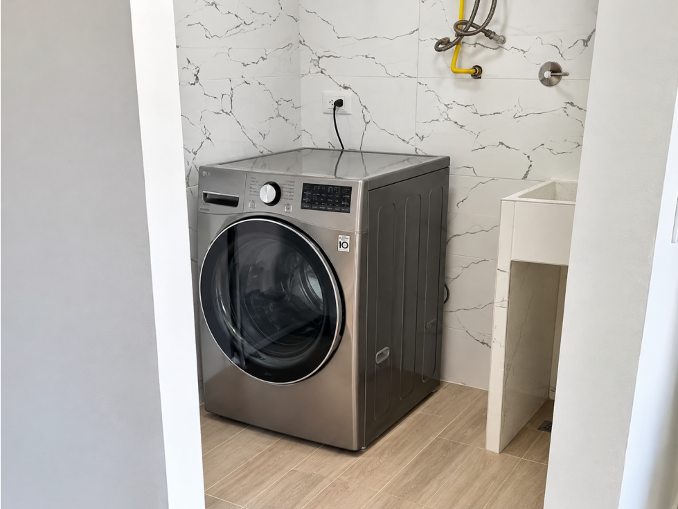 Apartamento en venta en Ditaires, La Estrella · foto 9 de 12