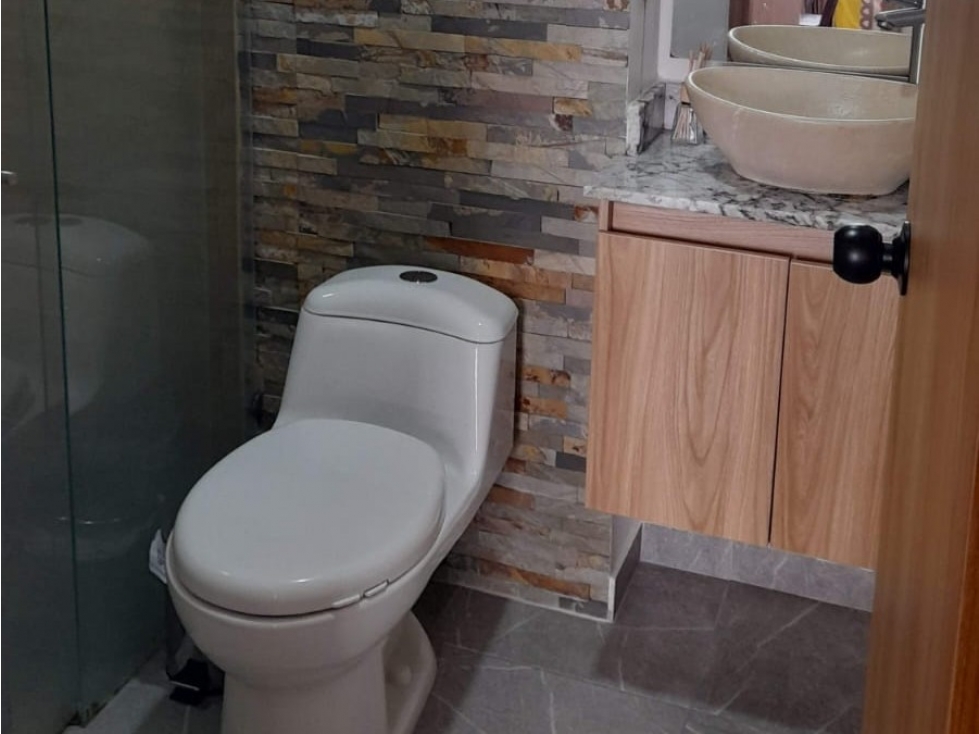 Apartamento en venta en Ditaires, La Estrella · foto 10 de 12