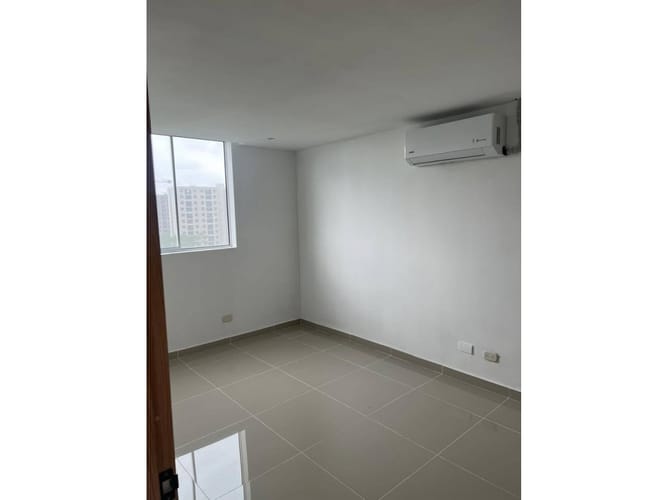 Apartamento de 2 alcobas en venta en Bochalema, Cali, 70 m² · foto 6 de 23