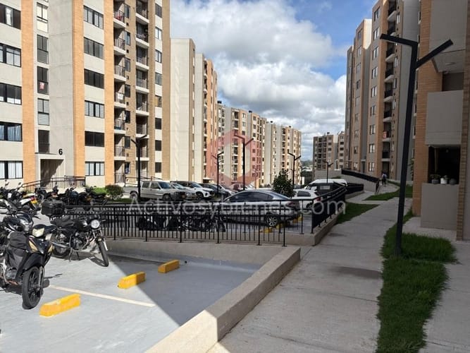 Apartamento de 2 alcobas en venta en Cuatro Esquinas, Rionegro, 49 m² · foto 8 de 16