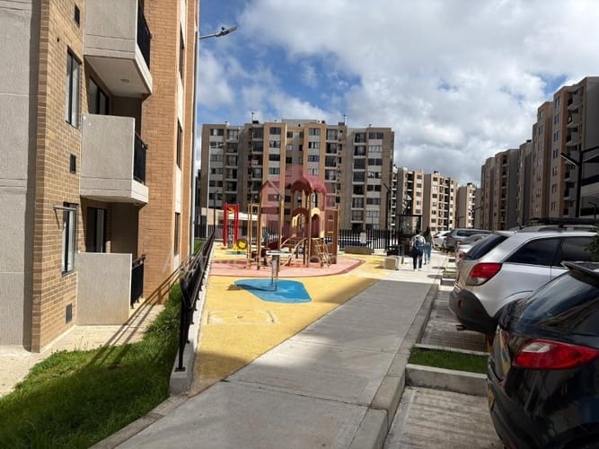 Apartamento de 2 alcobas en venta en Cuatro Esquinas, Rionegro, 49 m² · foto 10 de 16