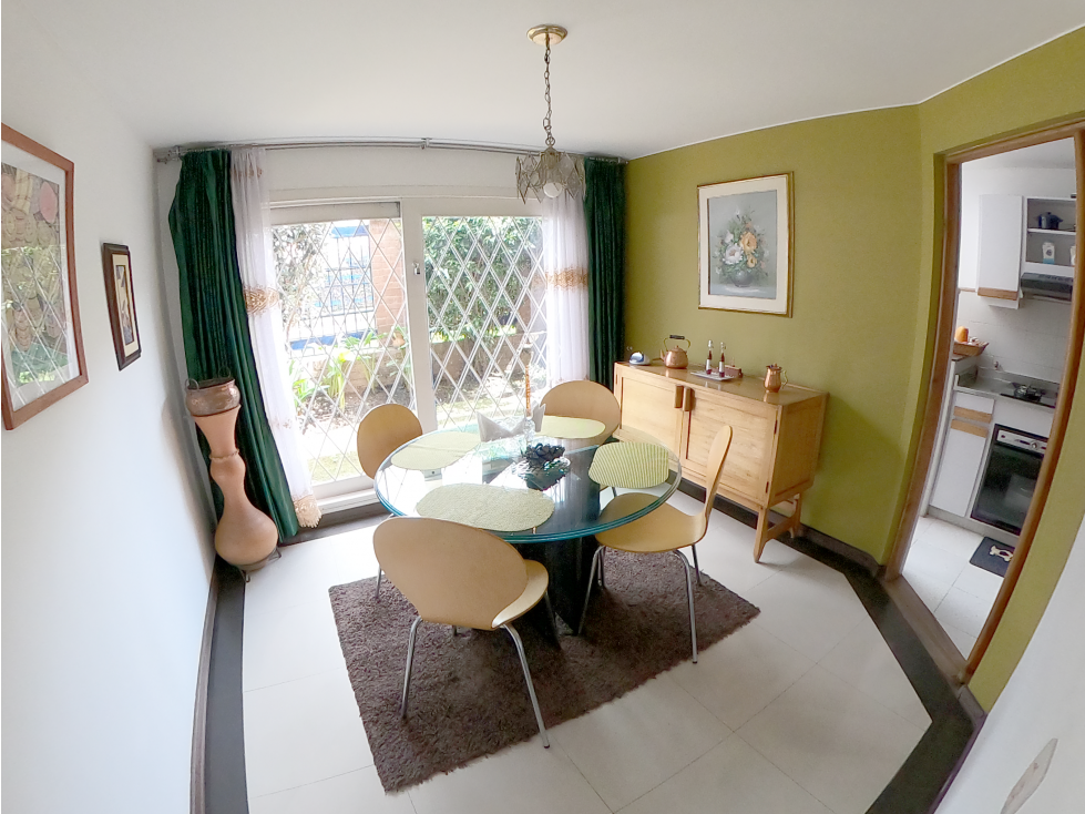 Casa en venta en Cedro Golf, Bogotá · foto 2 de 24