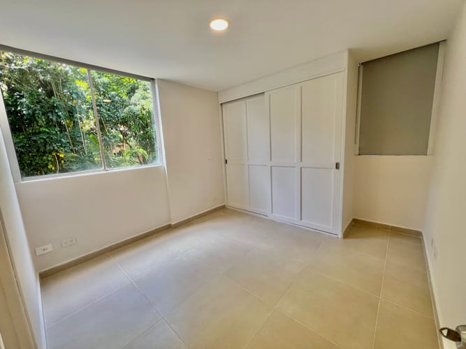 Apartamento de 3 alcobas en venta en Los Balsos, Medellín, 72 m² · foto 9 de 14