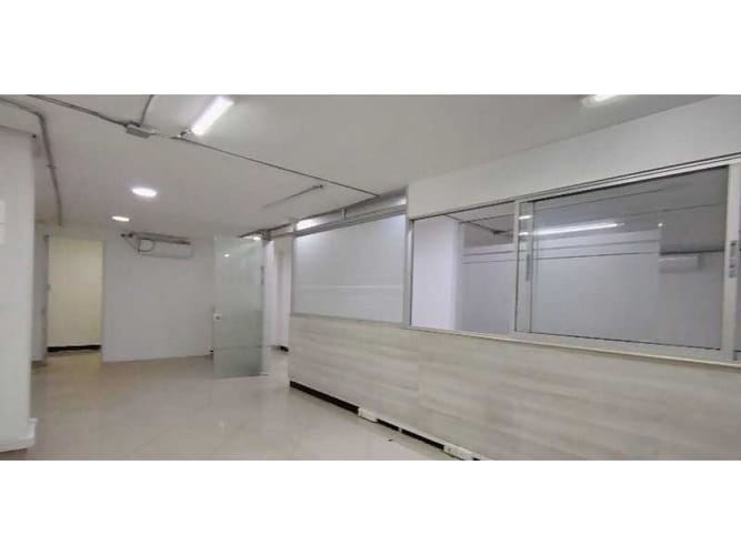 Local en arriendo en Suramericana, Medellín, 280 m² · foto 16 de 20