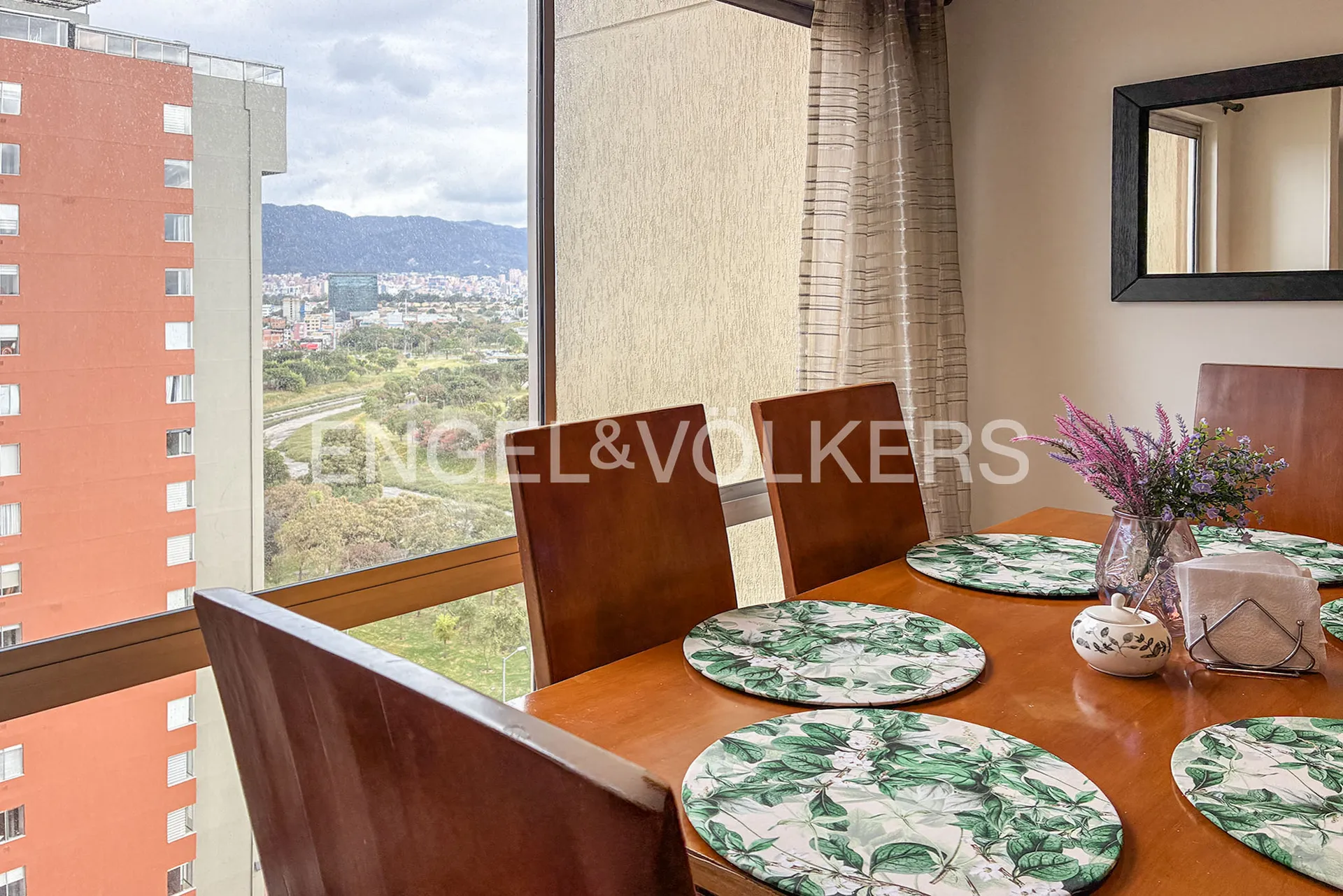 Apartamento en venta en Pontevedra, Bogotá · foto 6 de 16